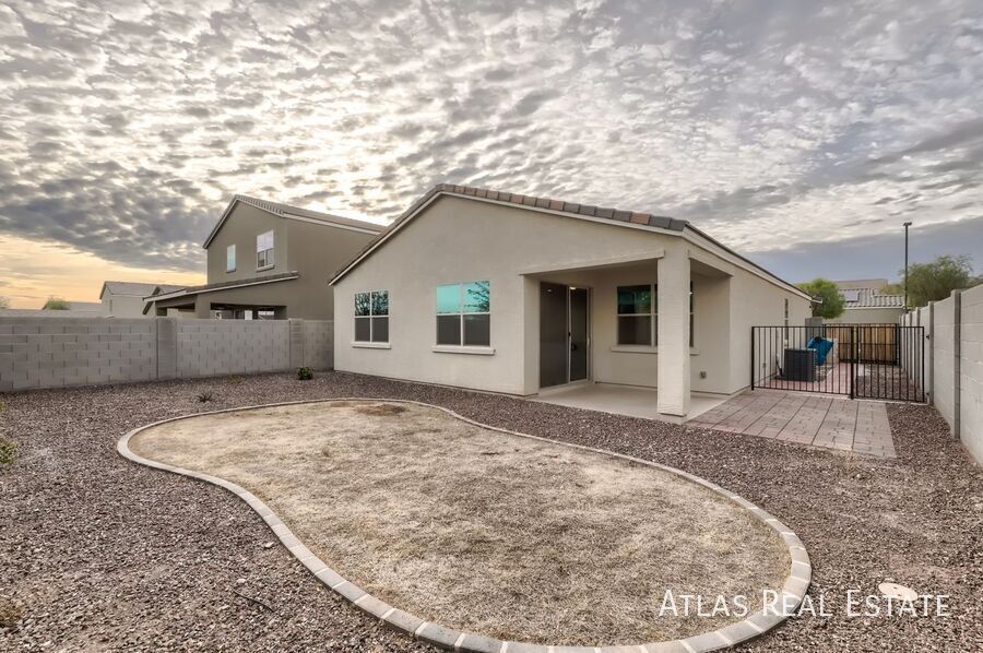 Building Photo - 2077 N 213th Dr