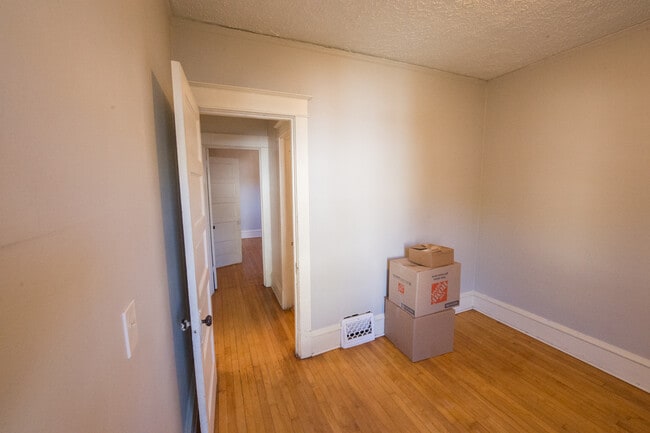 Building Photo - 3410 N Booth St