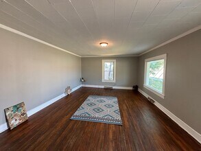 Building Photo - COMING SOON! Spacious 4-bedroom, 2-bathroom