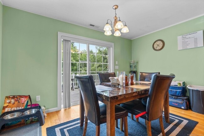 Building Photo - 55 Allen St