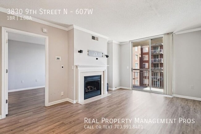 Building Photo - 3830 9th St N