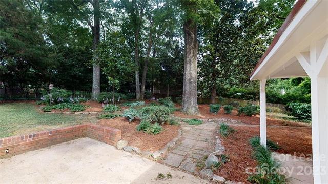 Building Photo - 1337 Cavendish Ct