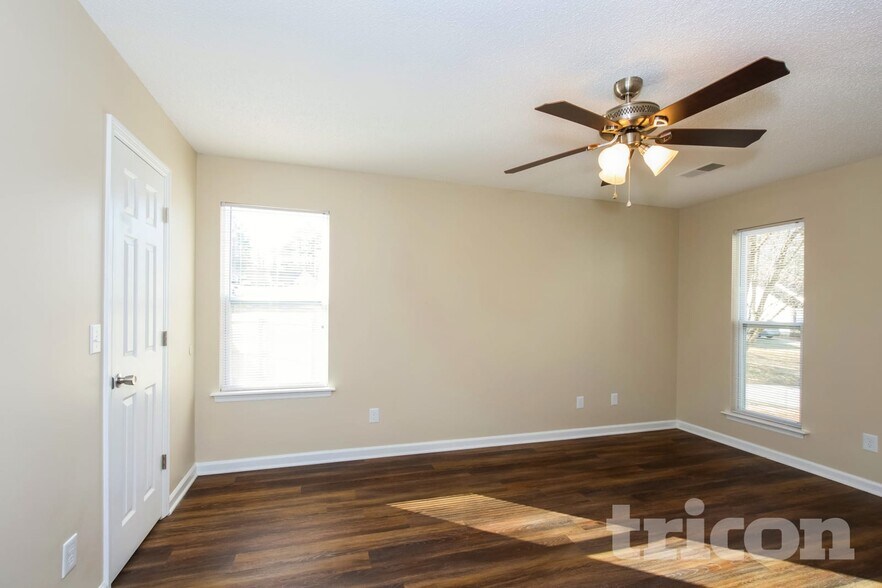 Building Photo - 113 Thornby Rd