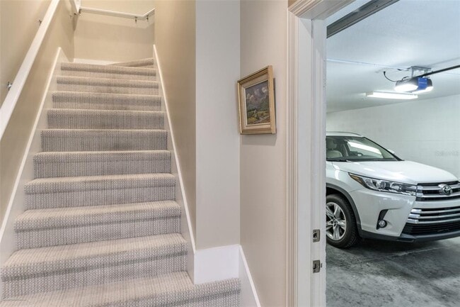Building Photo - 10300 Tarpon Landings Terrace