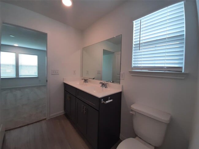 Building Photo - 23926 Escardilla Dr