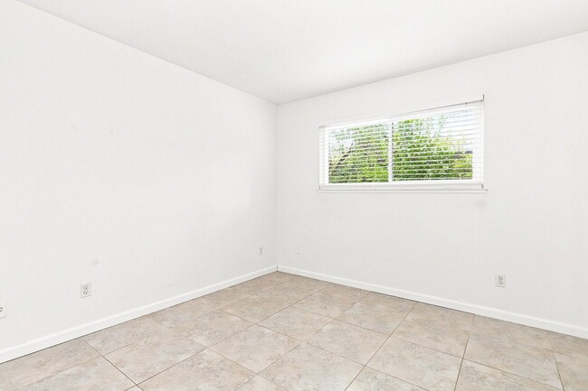 Building Photo - 7400 Pennington Way