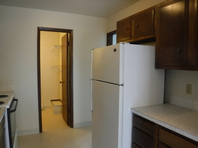 Building Photo - Duplex in the south hills