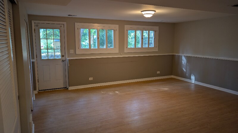 Building Photo - 178 S Milton Ave