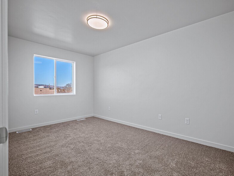 Building Photo - 2772 Caspian Wy