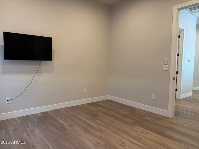 Building Photo - 8736 E Joshua Tree Ln