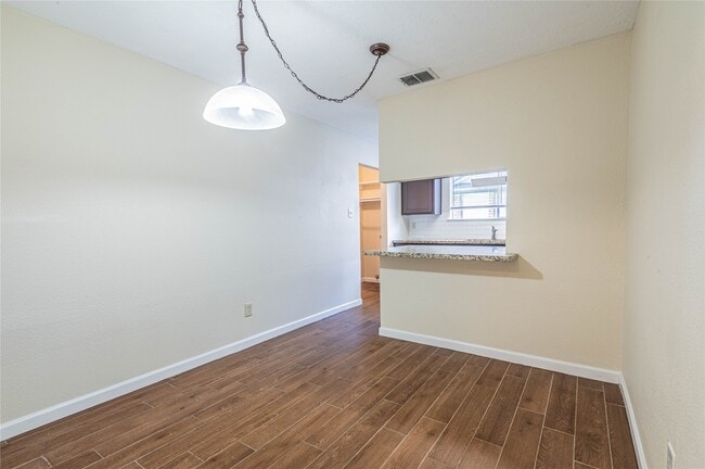 Building Photo - 11438 Brook Meadow Dr
