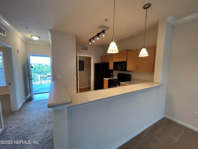 Building Photo - 8290 Park Way