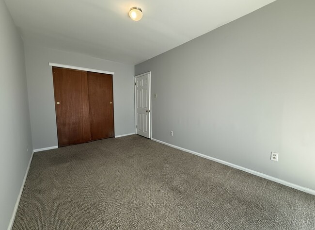 Building Photo - 314 Jackson St