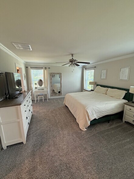 Master bedroom - 1216 Plumcrest Dr