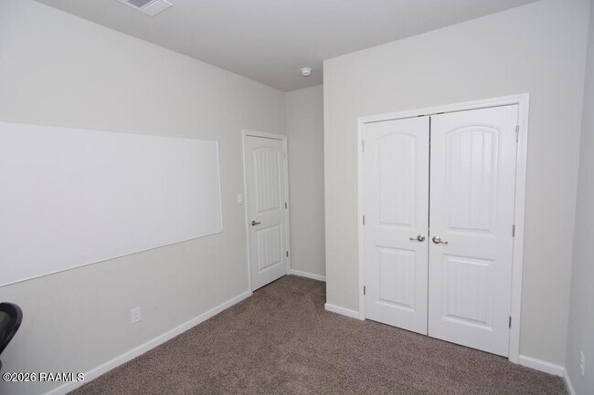 Building Photo - 6720 Tiger Pointe Dr.