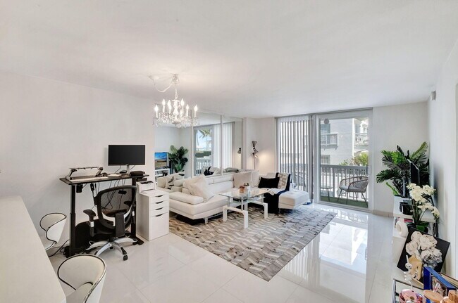Building Photo - 401 Ocean Dr