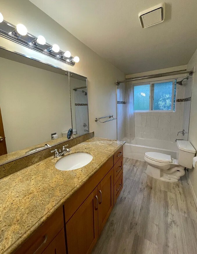 Building Photo - 5245 120th Ave SE