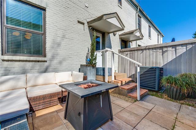 Building Photo - 4924 Lahoma St