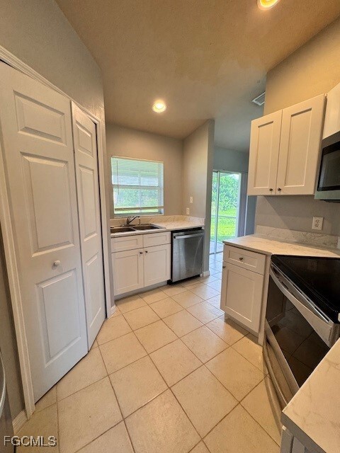 Building Photo - 2451 Daniel Ave N