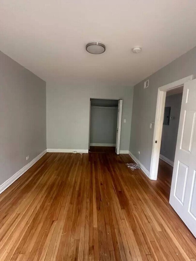 Building Photo - 8319 S Drexel Ave