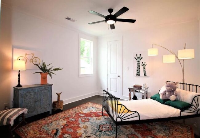 Building Photo - 5005 Wilburn Ave