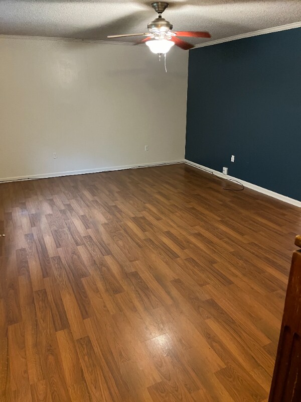 Building Photo - 114 Hight Dr