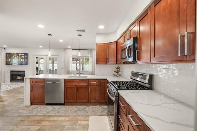 Building Photo - 1328 Landry Cir