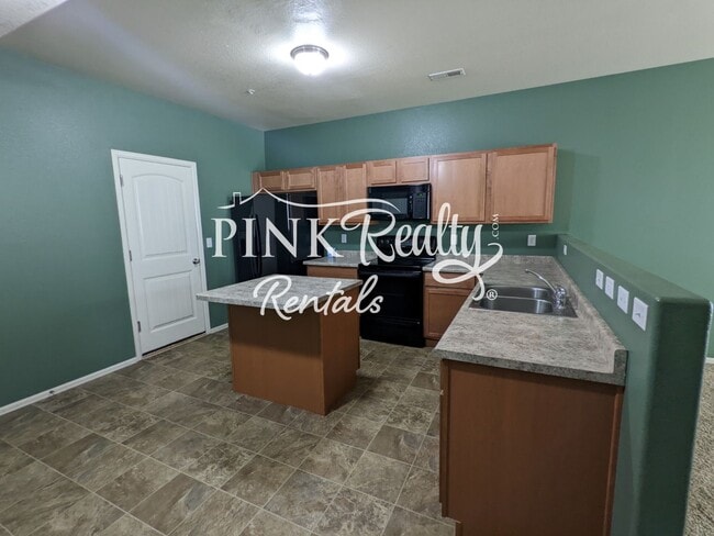 Building Photo - 4853 Pearl Kite View