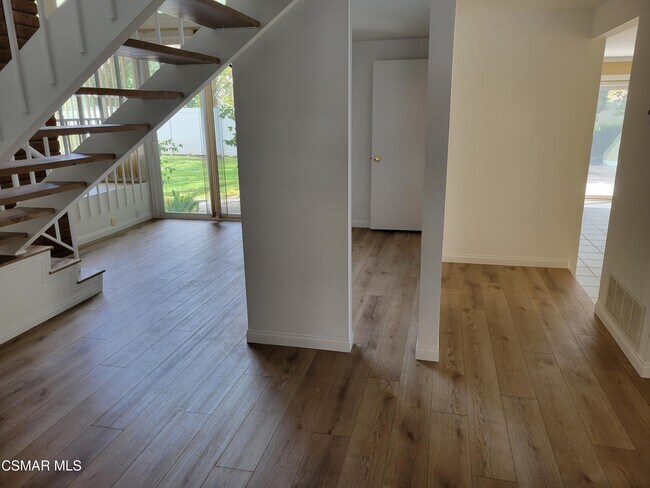 Building Photo - 1568 Covington Ave
