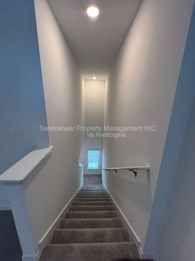 Building Photo - 13088 Empress Jewel