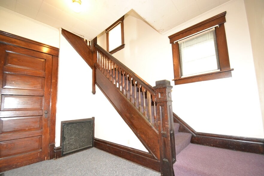 Building Photo - 537 Carroll St