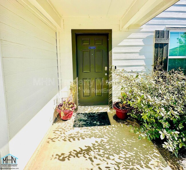 Building Photo - 5022 Jaspillite Ave