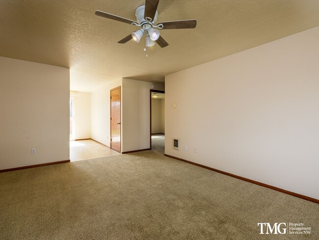 Building Photo - Don’t miss out on this spacious 2-bedroom duplex with premier outdoor space!