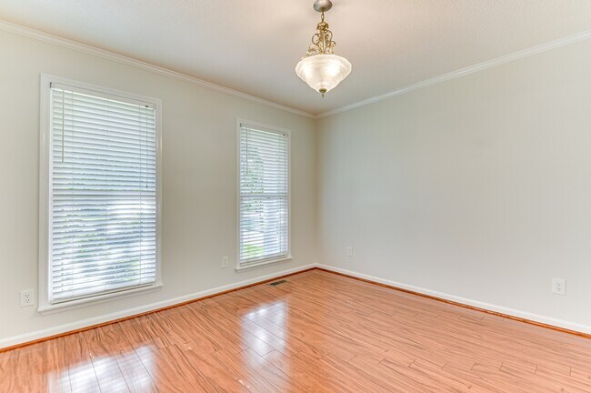 Building Photo - 4135 Fox Brush Dr