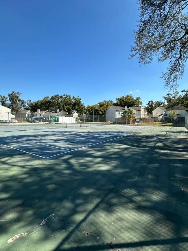 Building Photo - 13816 Stone Mill Way