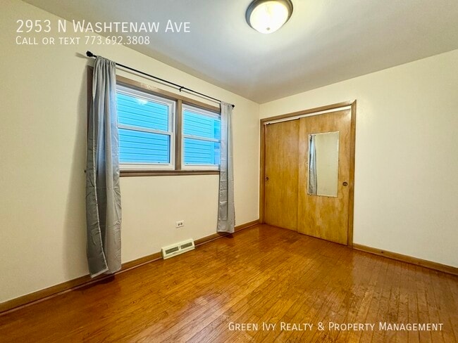 Building Photo - 2953 N Washtenaw Ave