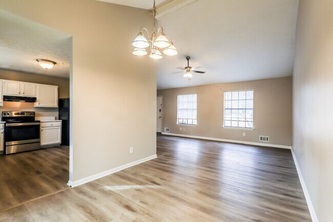 Building Photo - 8964 Raven Dr