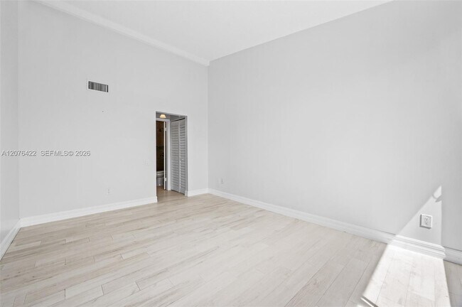 Building Photo - 7140 SW 111th Ct