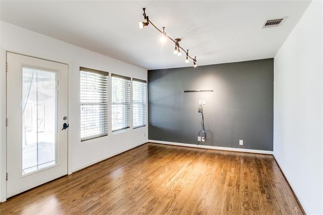 Building Photo - 5131 Urban Crest Rd