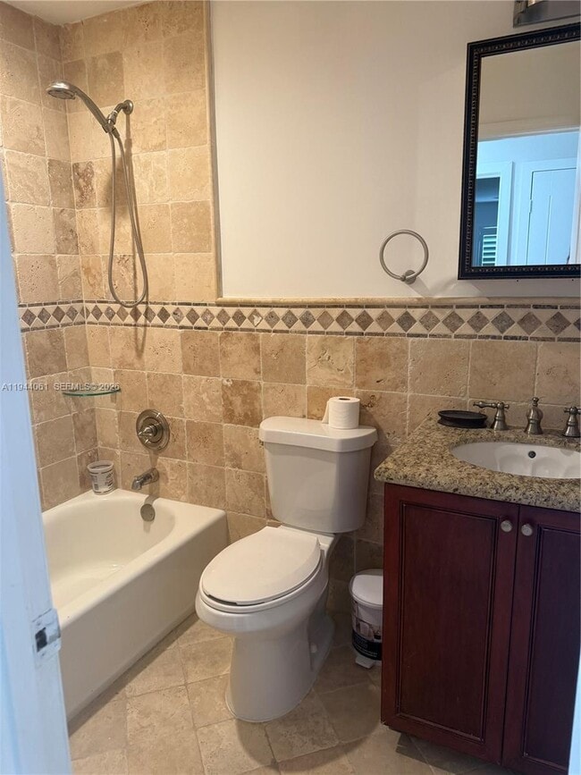 Building Photo - 9300 SW 7th Ln