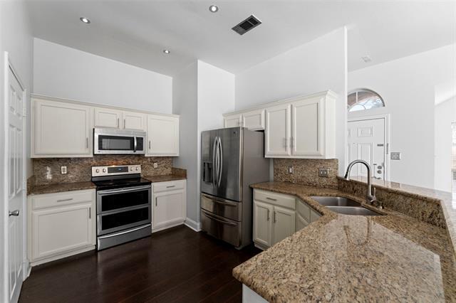 Building Photo - 919 Kim Ln