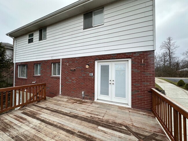 Building Photo - 9510 Brehm Rd