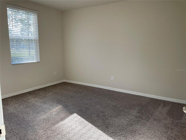 Building Photo - 3289 Fresno Pl