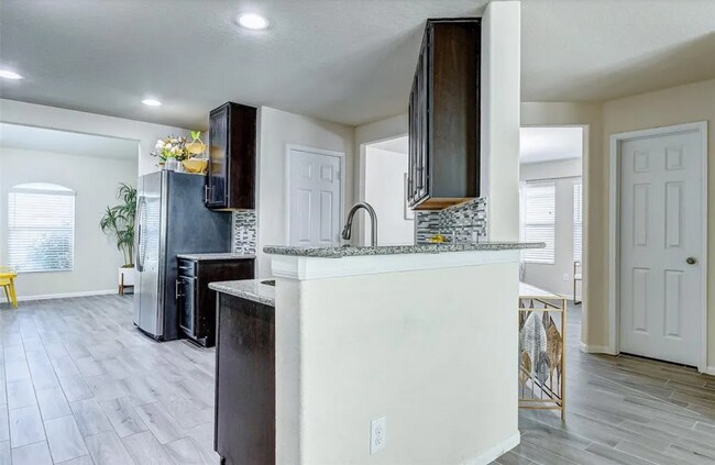 Building Photo - 21126 Fox Hillside Way