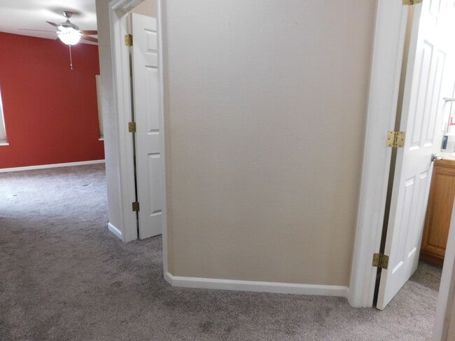 Building Photo - 4 bedroom in Fruita