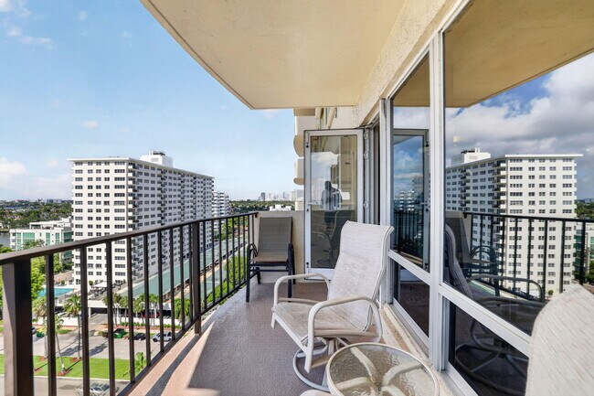 Building Photo - 2500 E Las Olas Blvd