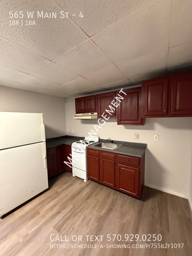 Building Photo - 565 W Main St