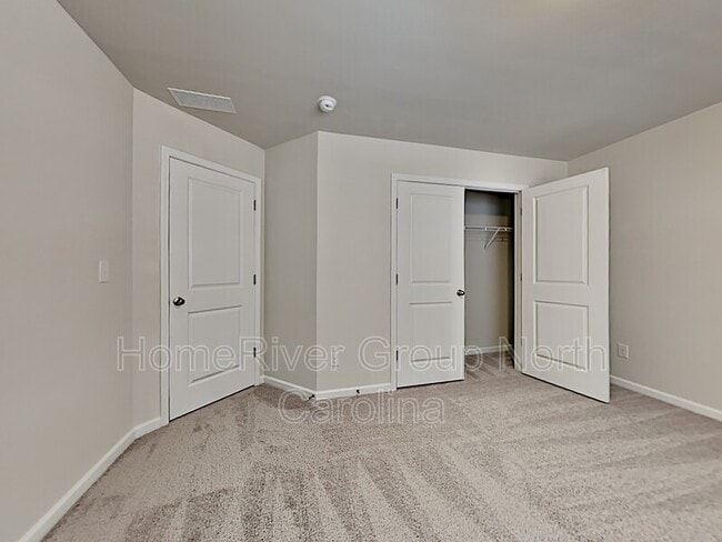 Building Photo - 12327 Old Dulin Farms Way