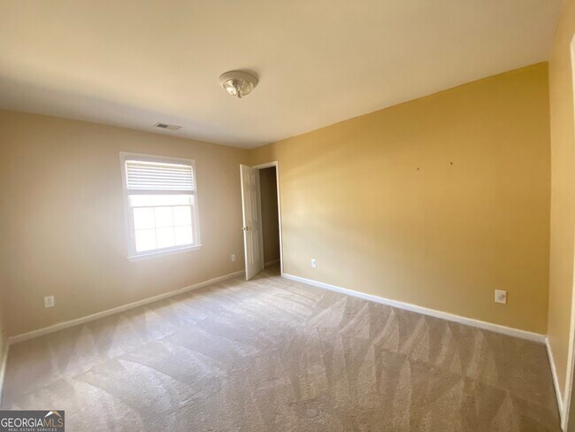 Building Photo - 1606 Cascade Overlook