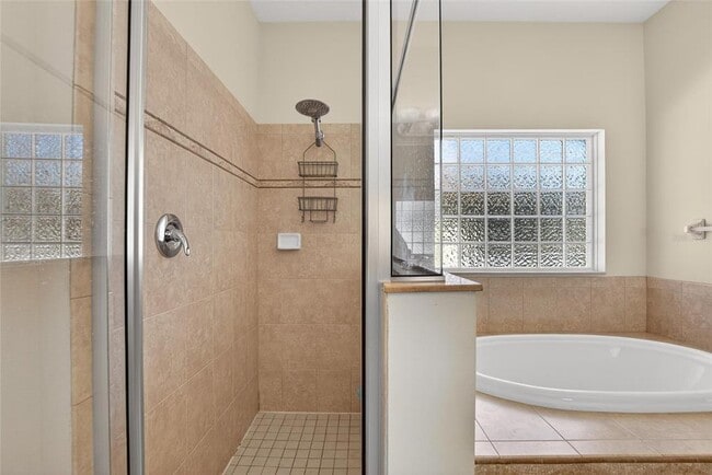 Building Photo - 6510 S Himes Ave